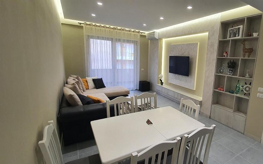Deluxe Apartment Vlorë Εξωτερικό φωτογραφία